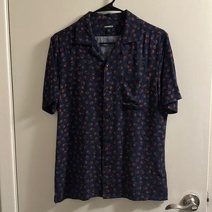 Men’s XS Short Sleeve Button Up